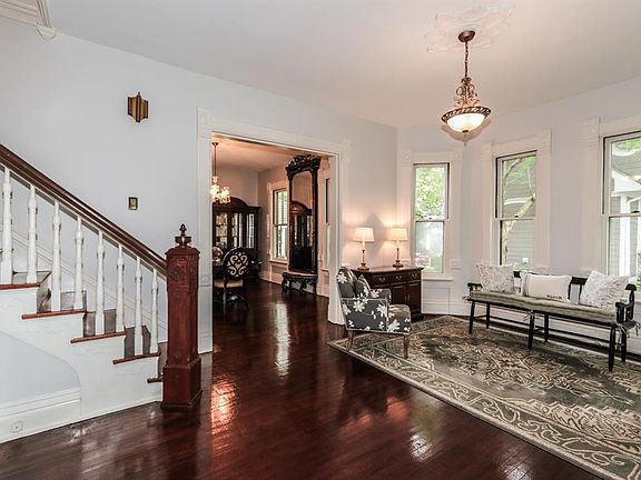 5th image of 311 Harvard Ave