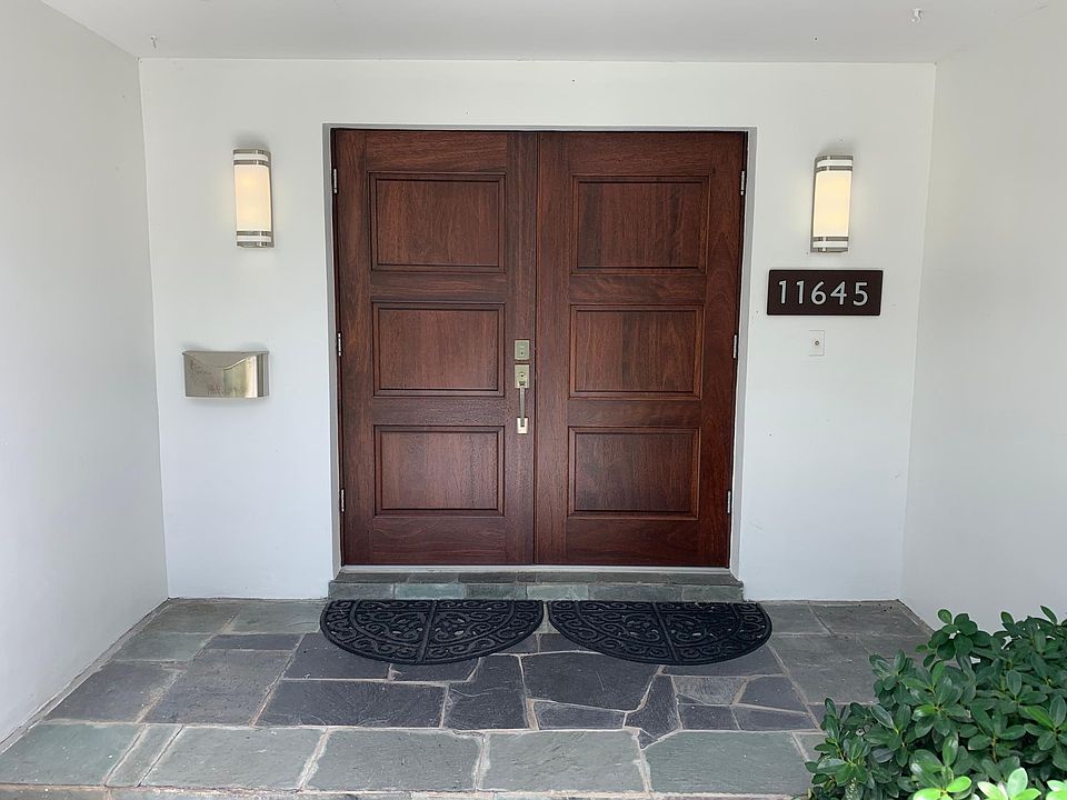 1st image of 11645 NE 20th Dr