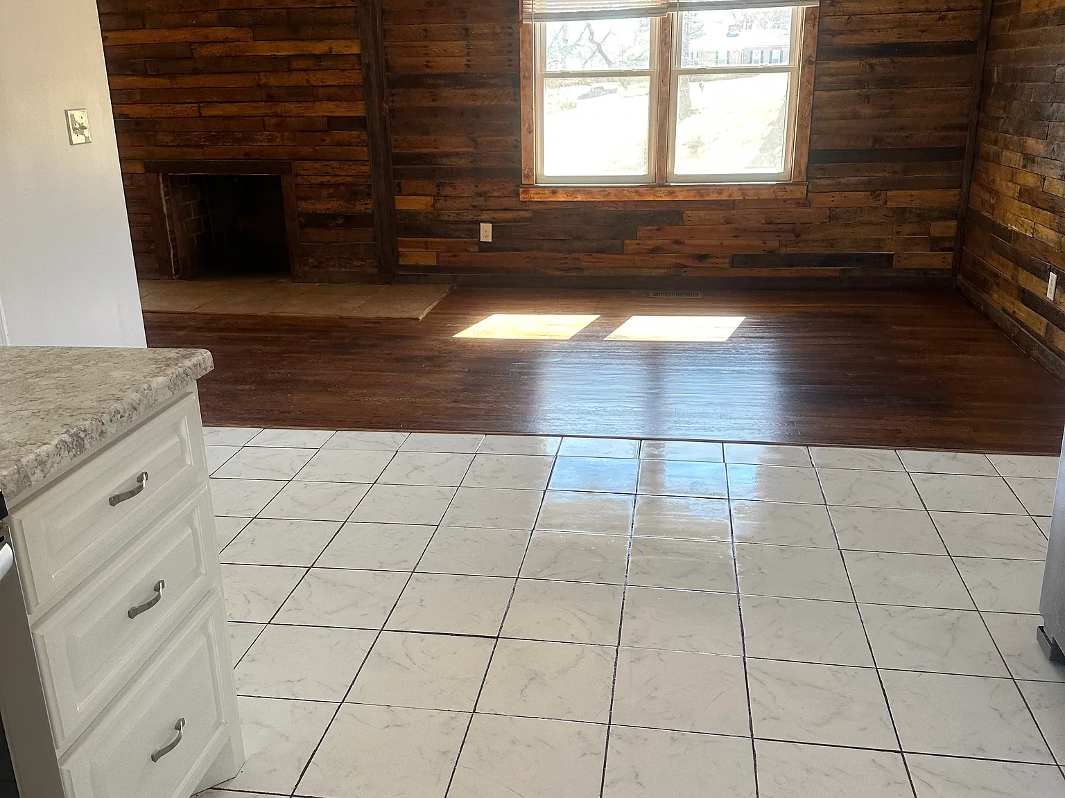 3004 McGee St — Photo 3