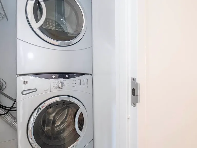 106 E 19th St #11 — Photo 8