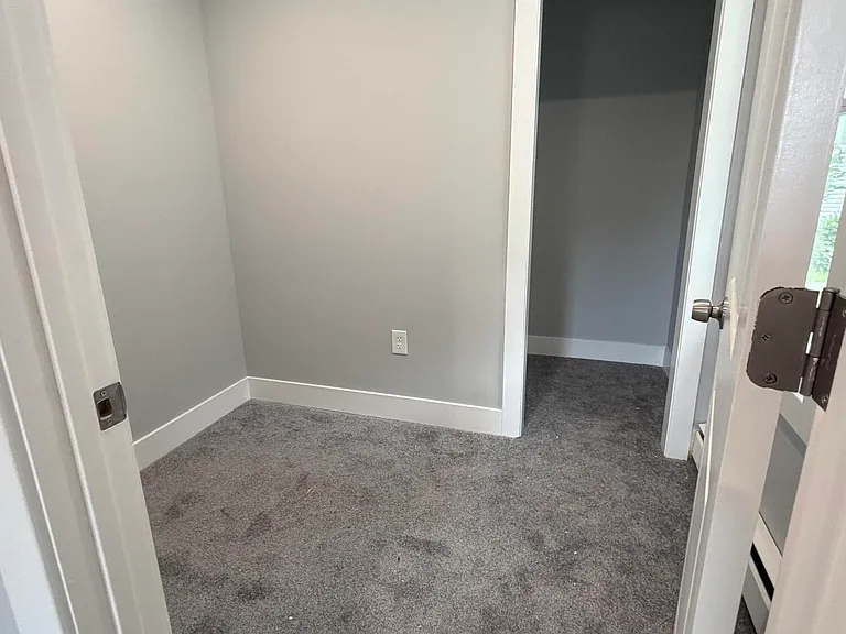 1729 N Main St #B — Photo 25