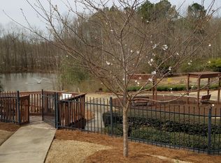 149 Creekwood Dr, Woodstock, GA 30188