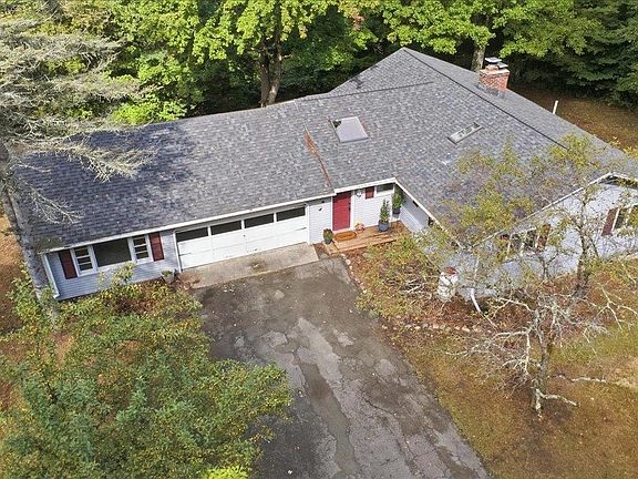 2nd image of 261 Skyboro Road