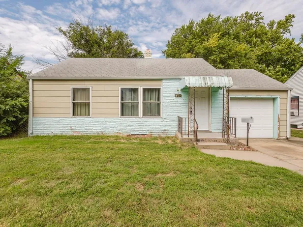 2721 S Washington Ave, Wichita, KS 67216