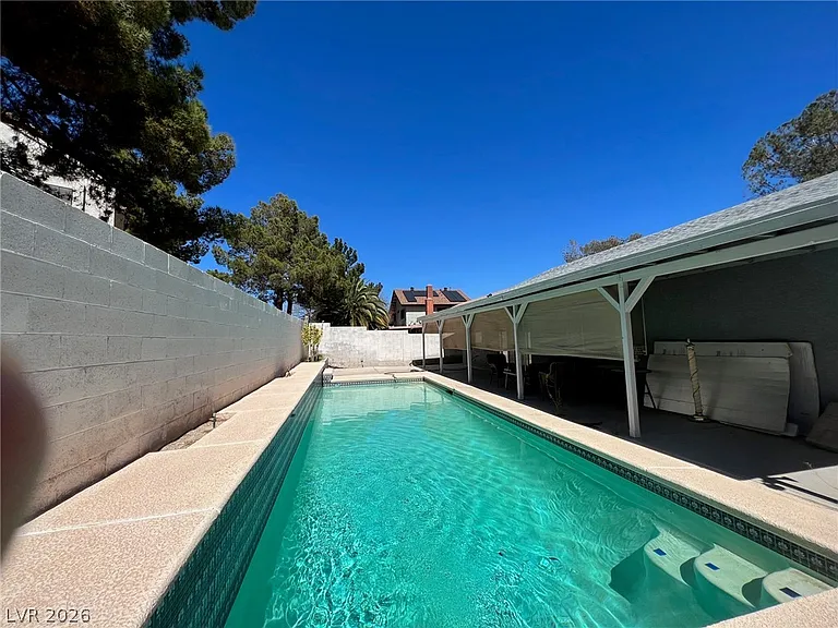 4761 Torrence Dr — Photo 20