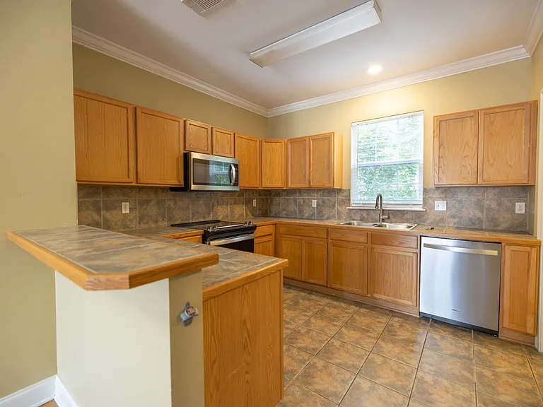 1500 Brightside Dr #G4 — Photo 3