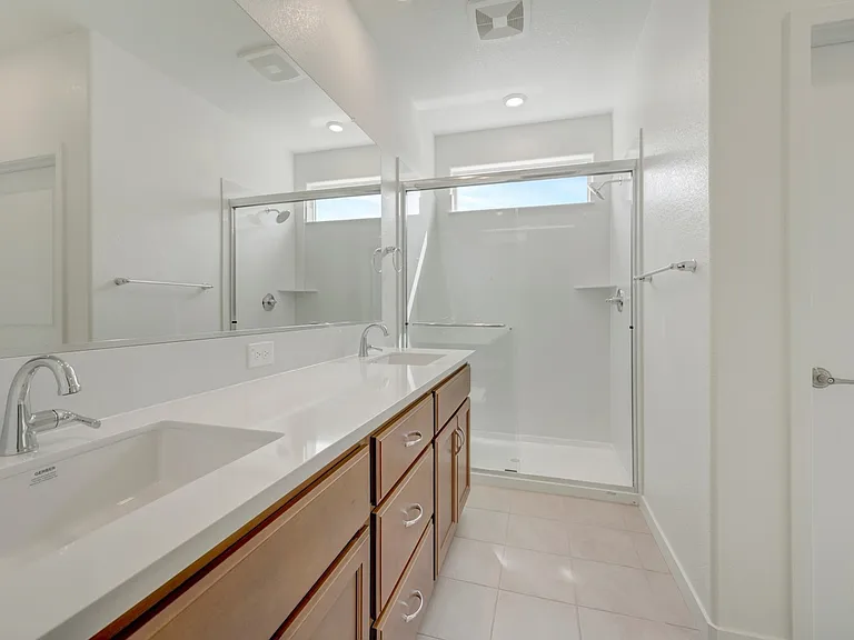 14545 Southpointe Dr #81 — Photo 22