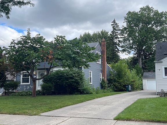 3rd image of 615 S Gainsborough Ave