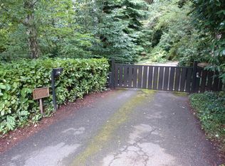 5700 SW Andover St, Seattle, WA 98116