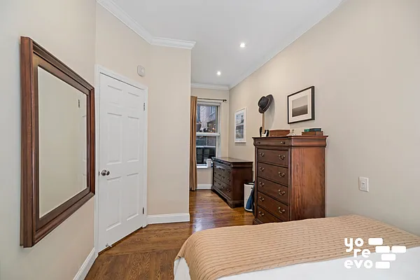 Rented by Yoreevo, LLC | media 21