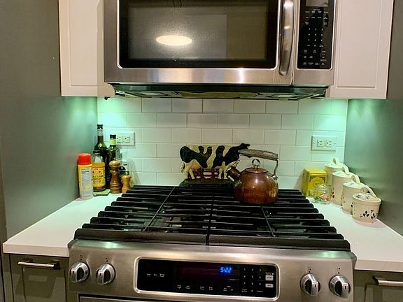 4th image of 416 W 52nd St #2-6