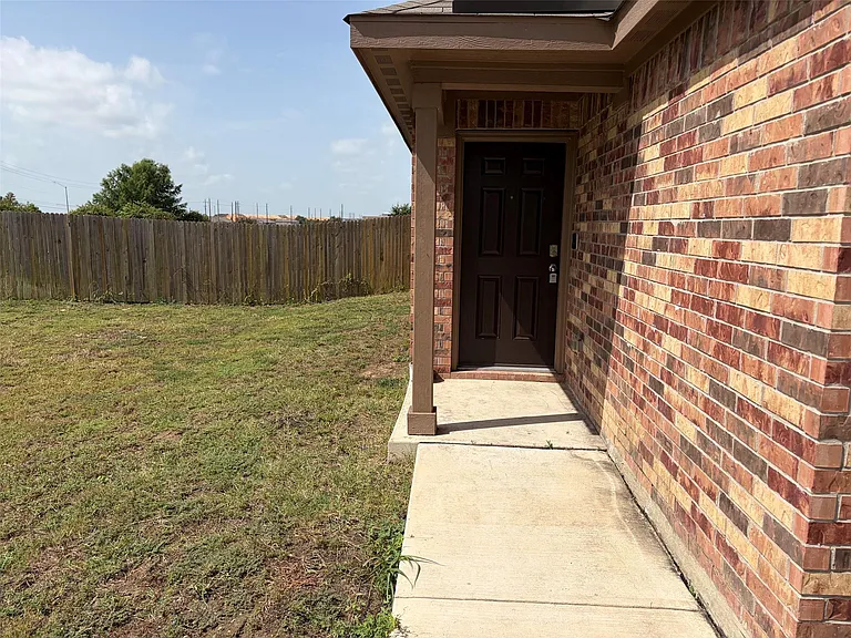 14213 Prairie Sod Ln — Photo 6