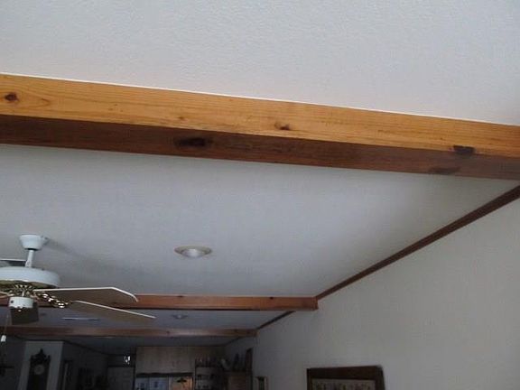 5th image of 513 Lexington Dr