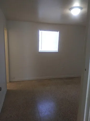 325 Weyer St #1 Photo 1
