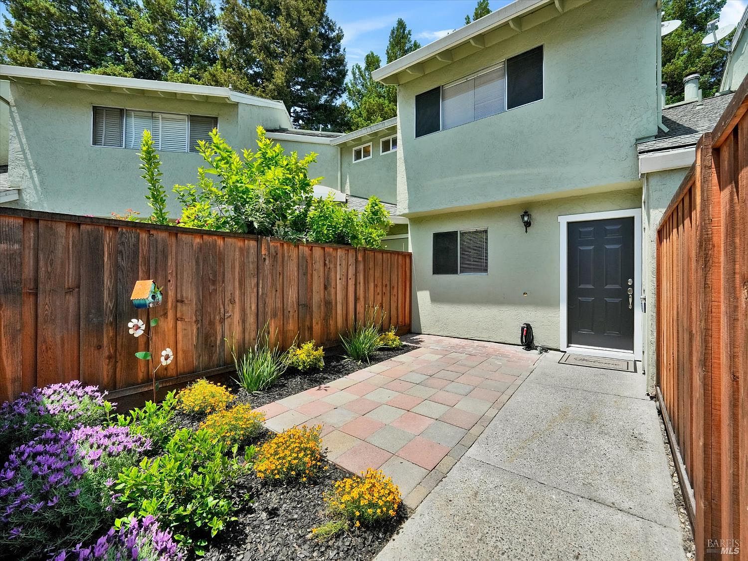 576 Racquet Club Circle