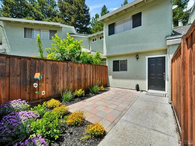 576 Racquet Club Circle, Rohnert Park, CA, 94928