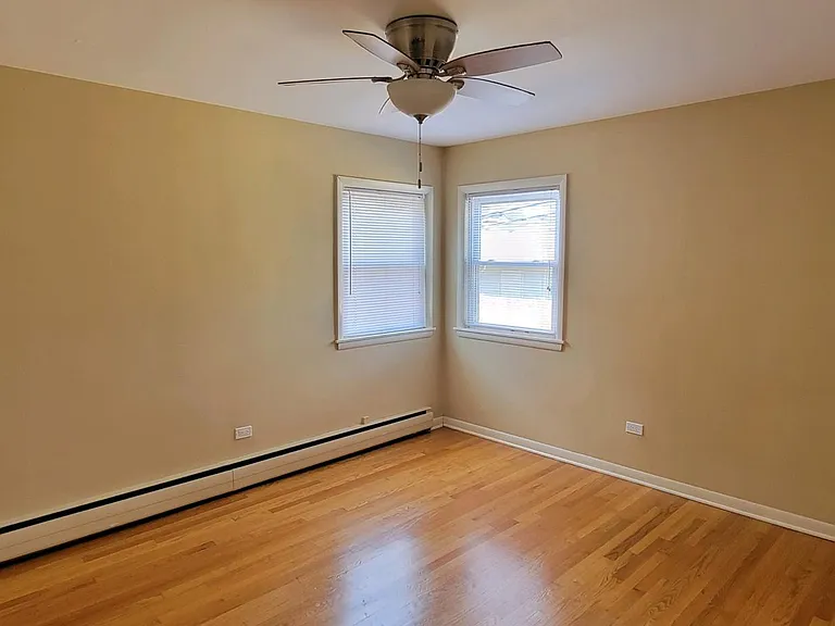 8421 N Milwaukee Ave — Photo 6