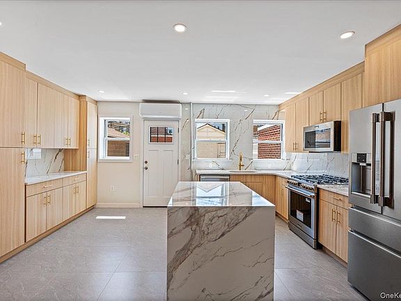 5th image of 28-12 21st Avenue