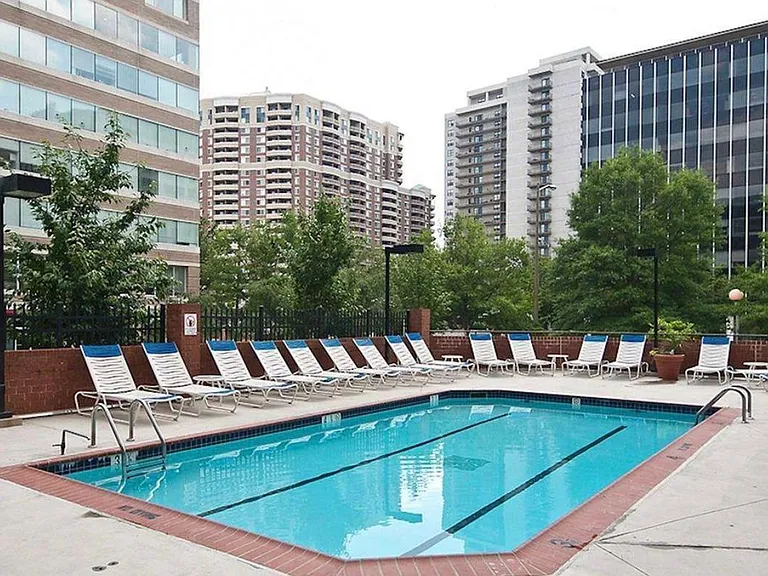 Building pool