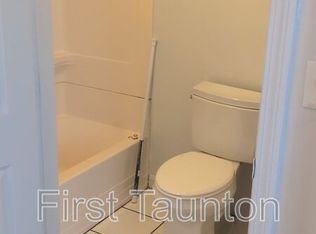 458 Weir St APT 1, Taunton, MA 02780