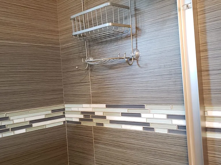 325 Goshen Ct — Photo 19