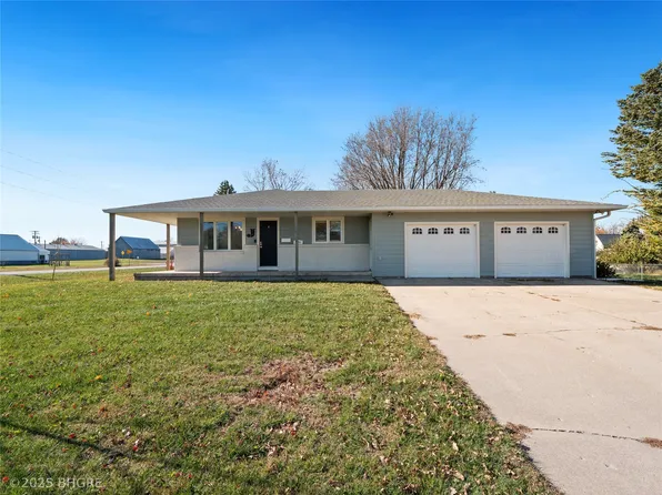 220 N 6th St, Mc Callsburg, IA 50154