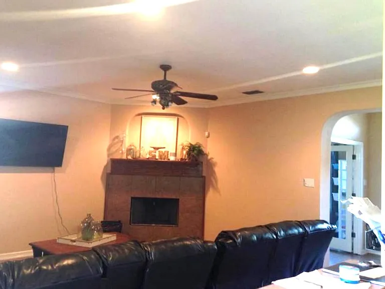 2322 Luzius Dr — Photo 9