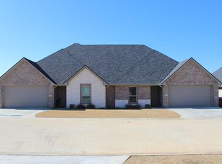 109 Cider Point Ln, Hallsville, TX 75650