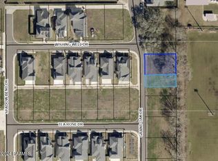 201 Grand Oak Dr, Broussard, LA 70518
