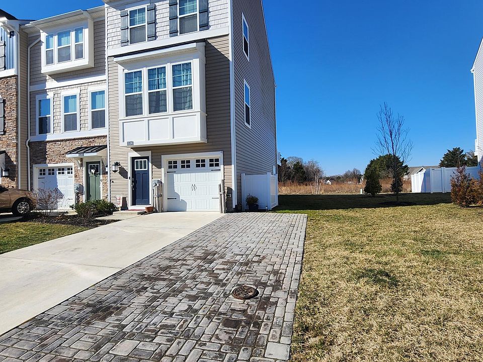 1st image of 35195 Wright Way