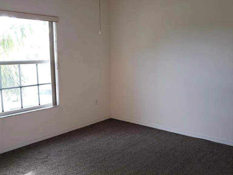 160 S Shepard Dr #16 — Photo 10