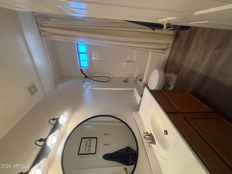 948 E Savannah Dr — Photo 50