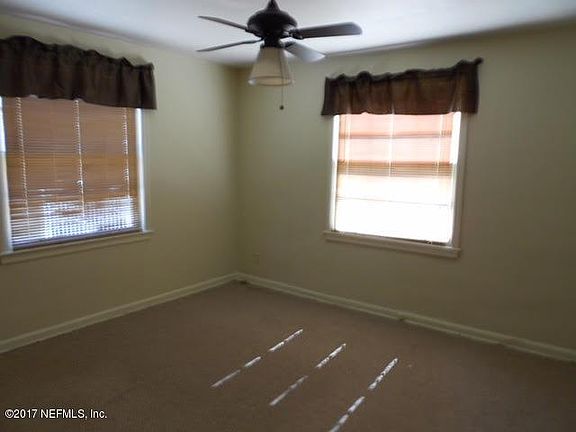 4th image of 2532 Herschel St APT 3