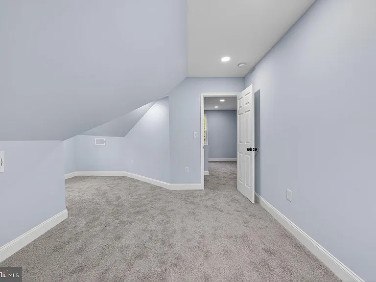 5306 Ethelbert Ave — Photo 33