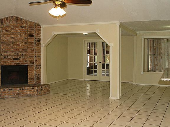 5th image of 7623 Loro Linda Dr