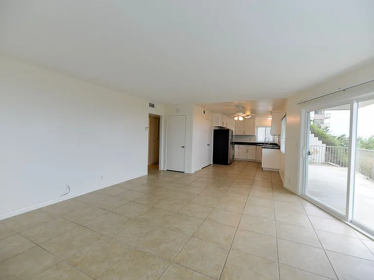 120 Calle Patricia — Photo 11