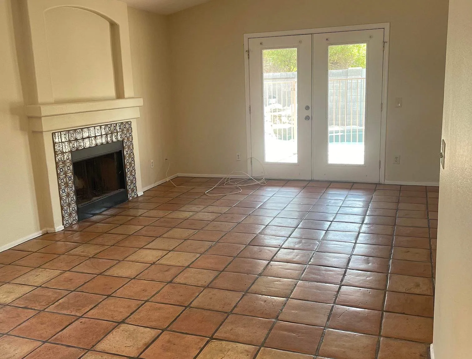 621 N Ocotillo Ln — Photo 1