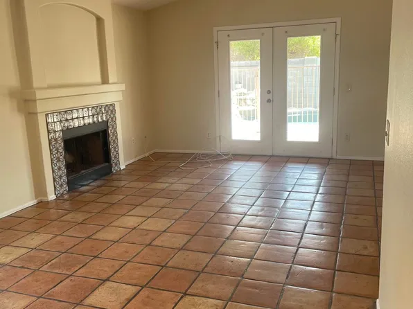 621 N Ocotillo Ln, Gilbert, AZ 85233