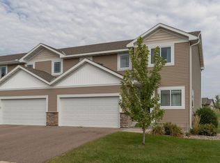5274 Foxfield Dr NW, Rochester, MN 55901