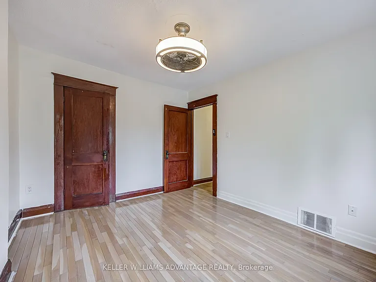 38 Hopedale Ave — Photo 34