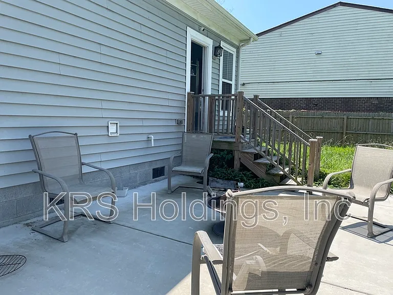 1333 Reservoir Ave — Photo 30