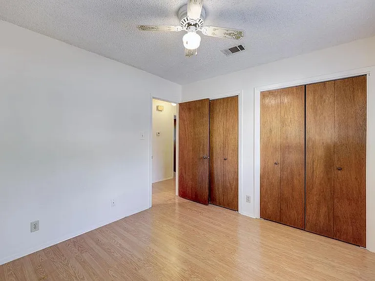 5619 Clay Ave #B — Photo 7