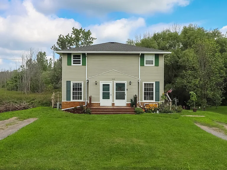 9694 W Ridge Rd #1 — Photo 1