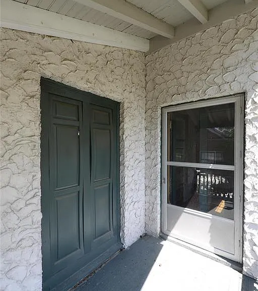 8045 Watkins Dr — Photo 47