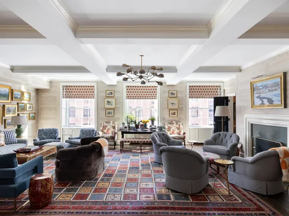 131 East 69th Street image 1 of 18