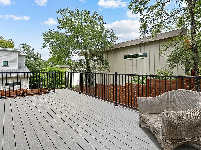 1193 E M Franklin Ave #1 — Photo 13