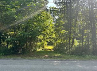 000 Lansing Edmond Rd, Edmond, WV 25837