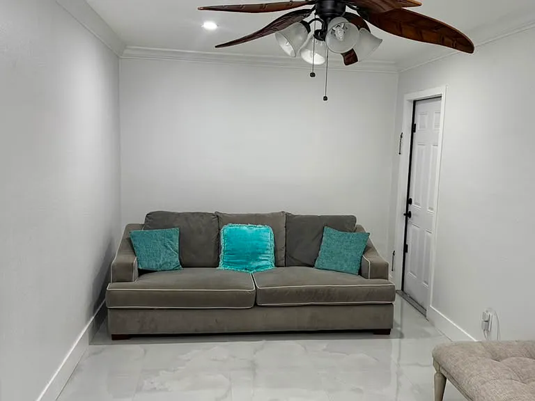 5407 Rosemont Ave — Photo 22