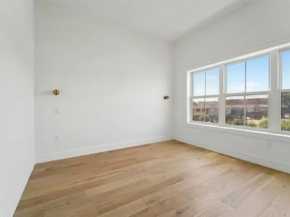 90 East 27th Street image 37 of 43