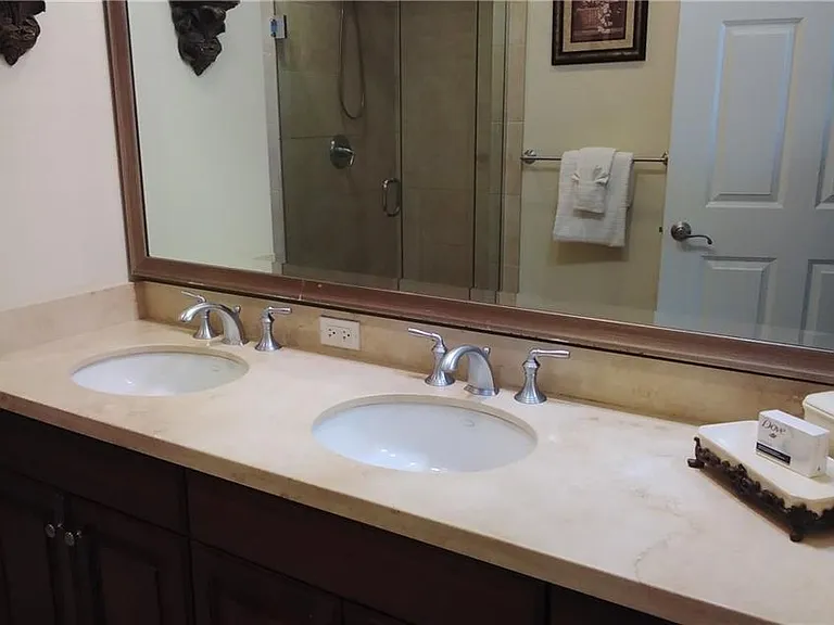 5076 Annunciation Cir #2206 — Photo 17